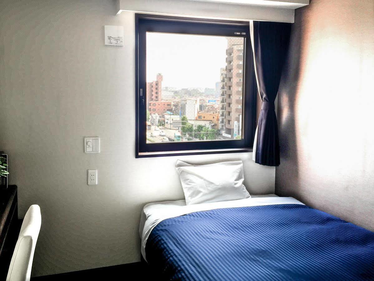 Hotel Livemax Kasai Ekimae Токио Экстерьер фото
